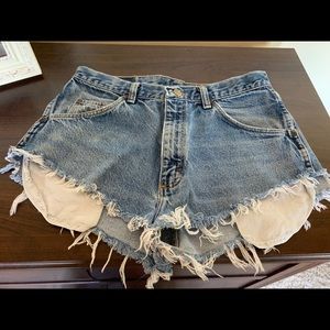 Wrangler Cheeky Cutoff Shorts